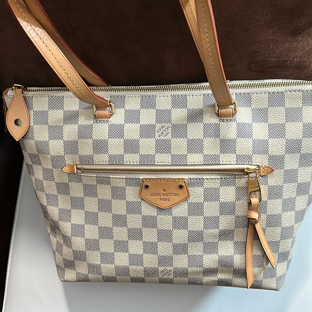 LV damier Azur Pre loved As Is With Dust bag